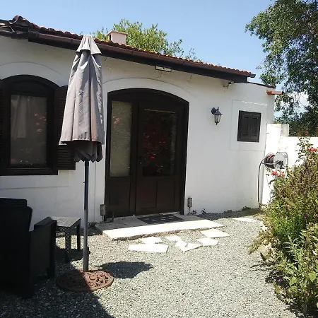 The Spidaki בית הארחה 3*