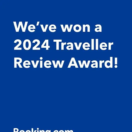 The Spidaki בית הארחה