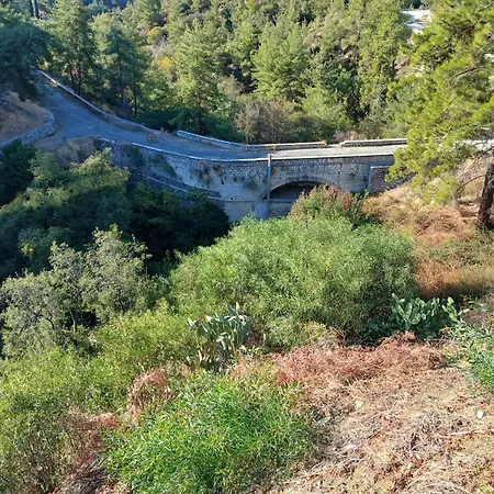 בית הארחה The Spidaki 3*