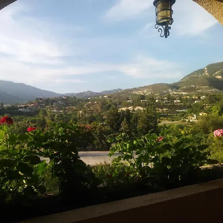 The Spidaki בית הארחה Lania